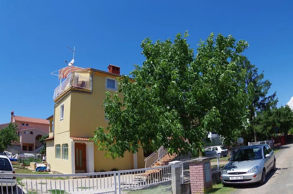 Apartments Kreso Фажана